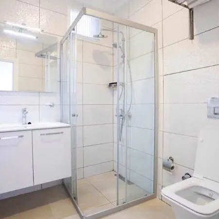 Aparthotel Queen Victoria Suit Apart *